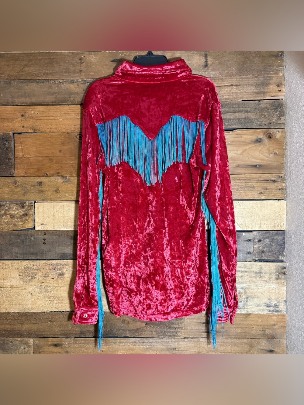 RANCH DRESS’N BY FALLON TAYLOR REBA RED VELVET FRINGE PERFORMANCE SHIRT MEDIUM